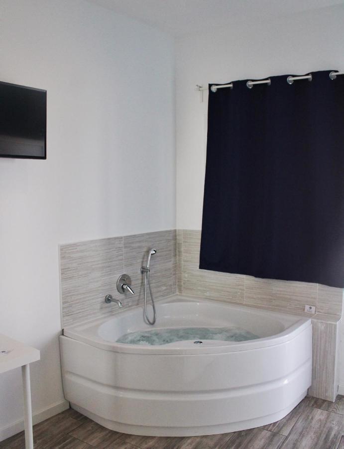 Borgo Marino Suite B&B Cefalu Exterior photo
